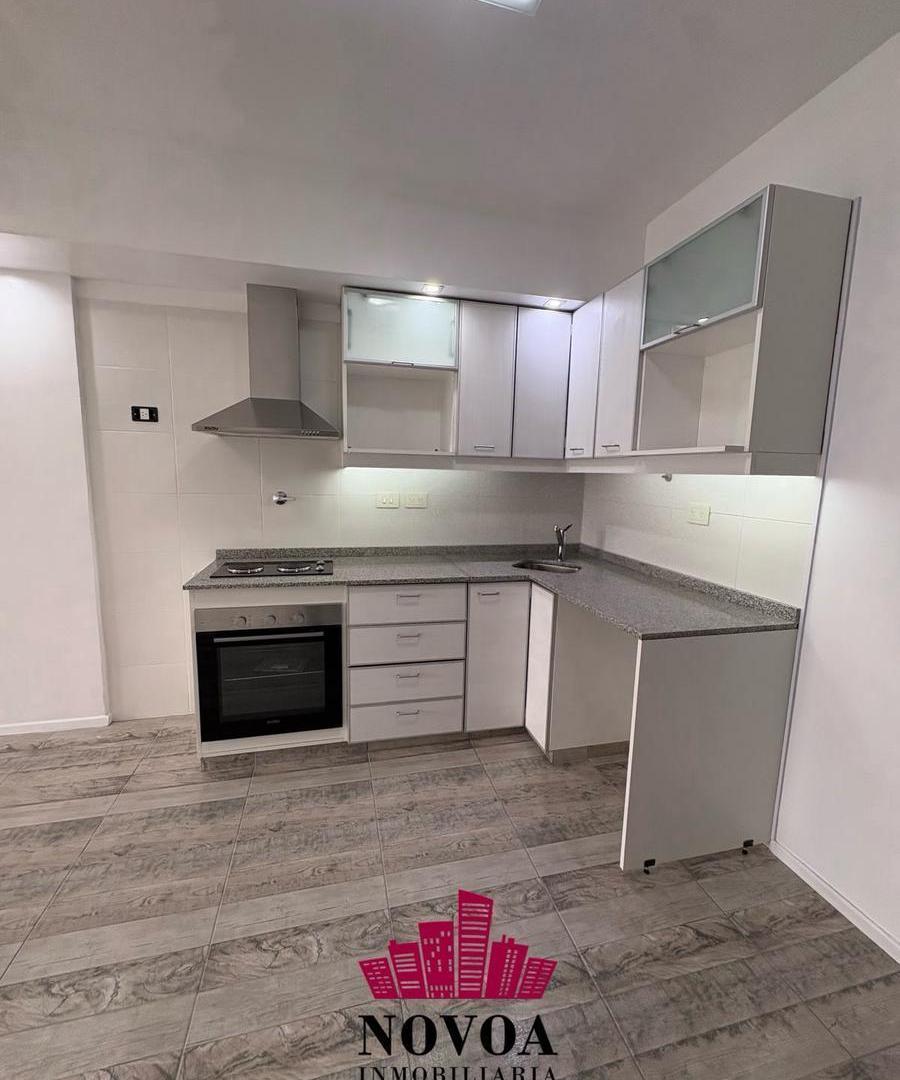 Foto de Departamento de dos ambientes en alquiler en Avellaneda Centro, imagen 2