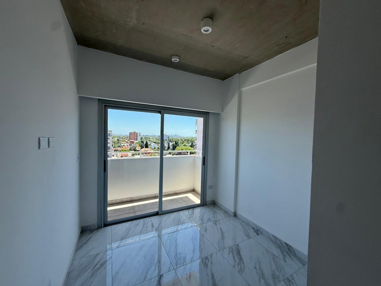 Foto de Departamento en Wilde dos ambientes en venta, imagen 3