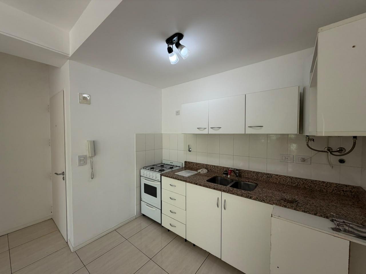 Foto de Departamento dos ambientes en alquiler en wilde pinar de wilde, imagen 5