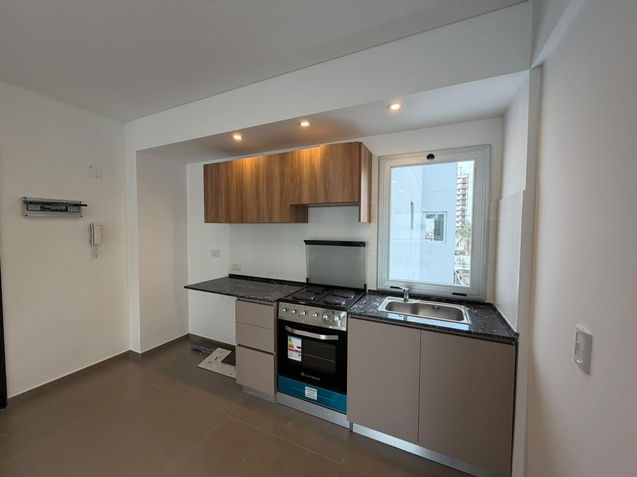 Foto de Departamento dos ambientes a la venta en Wilde Centro, imagen 5