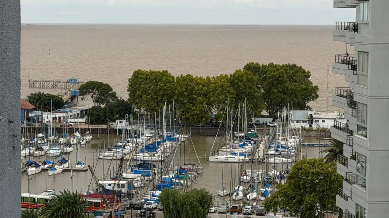 Departamento en venta - Vista al puerto de Olivos 1