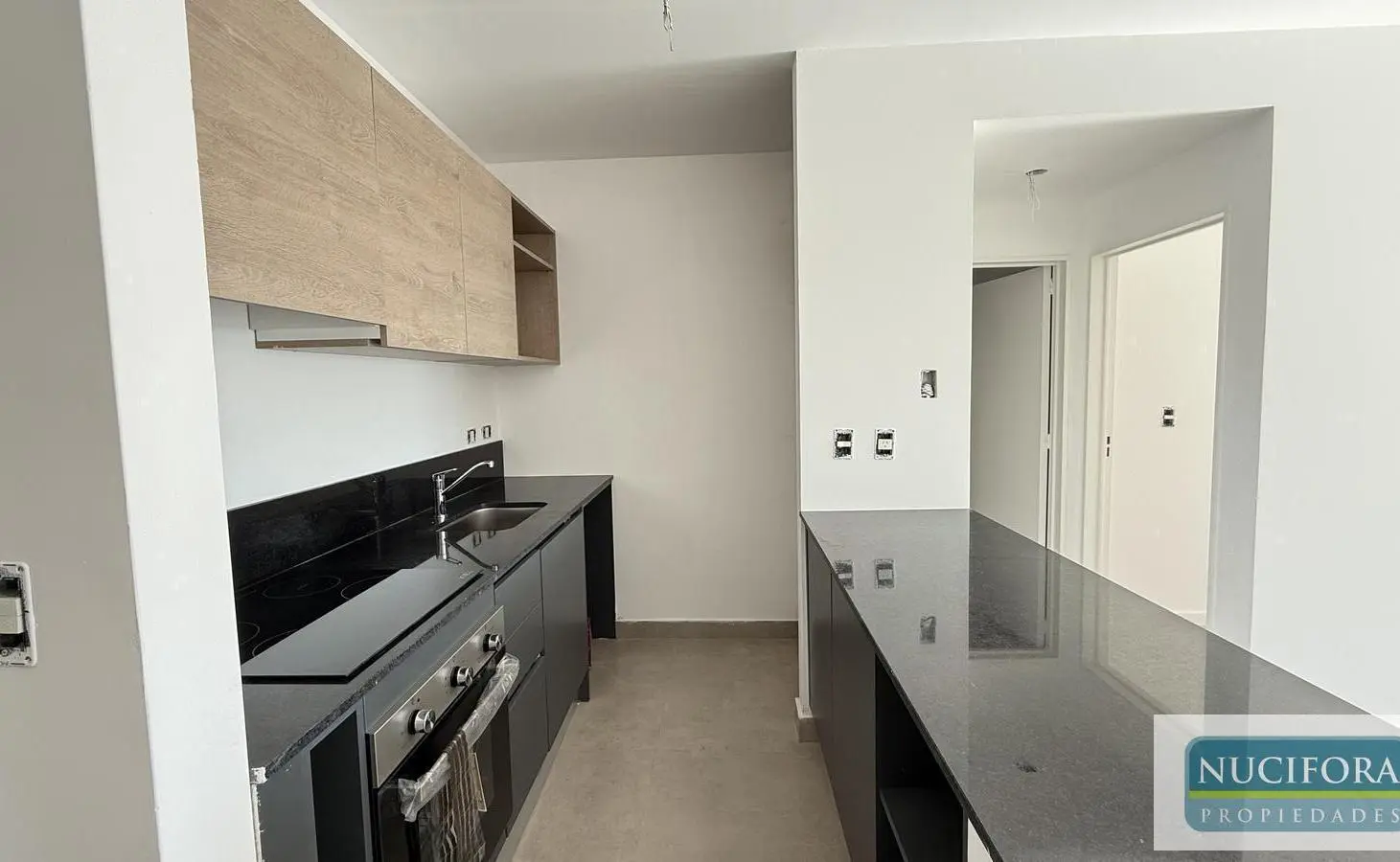 Departamento 2 ambientes con cochera Tigre Piso 21 TORRES CARDON TIGRE 5