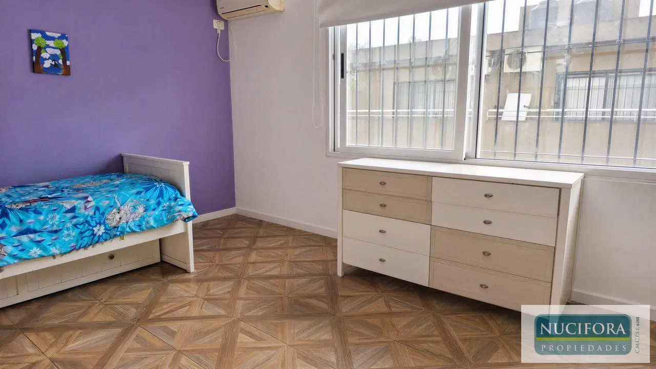 PH Triplex con terraza y parrilla en Olivos 2