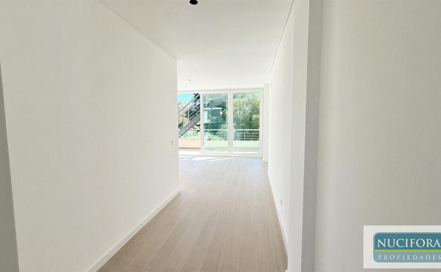 Foto de Departamento 4 ambientes con terraza y cochera BOSQUE PILAR, imagen 3