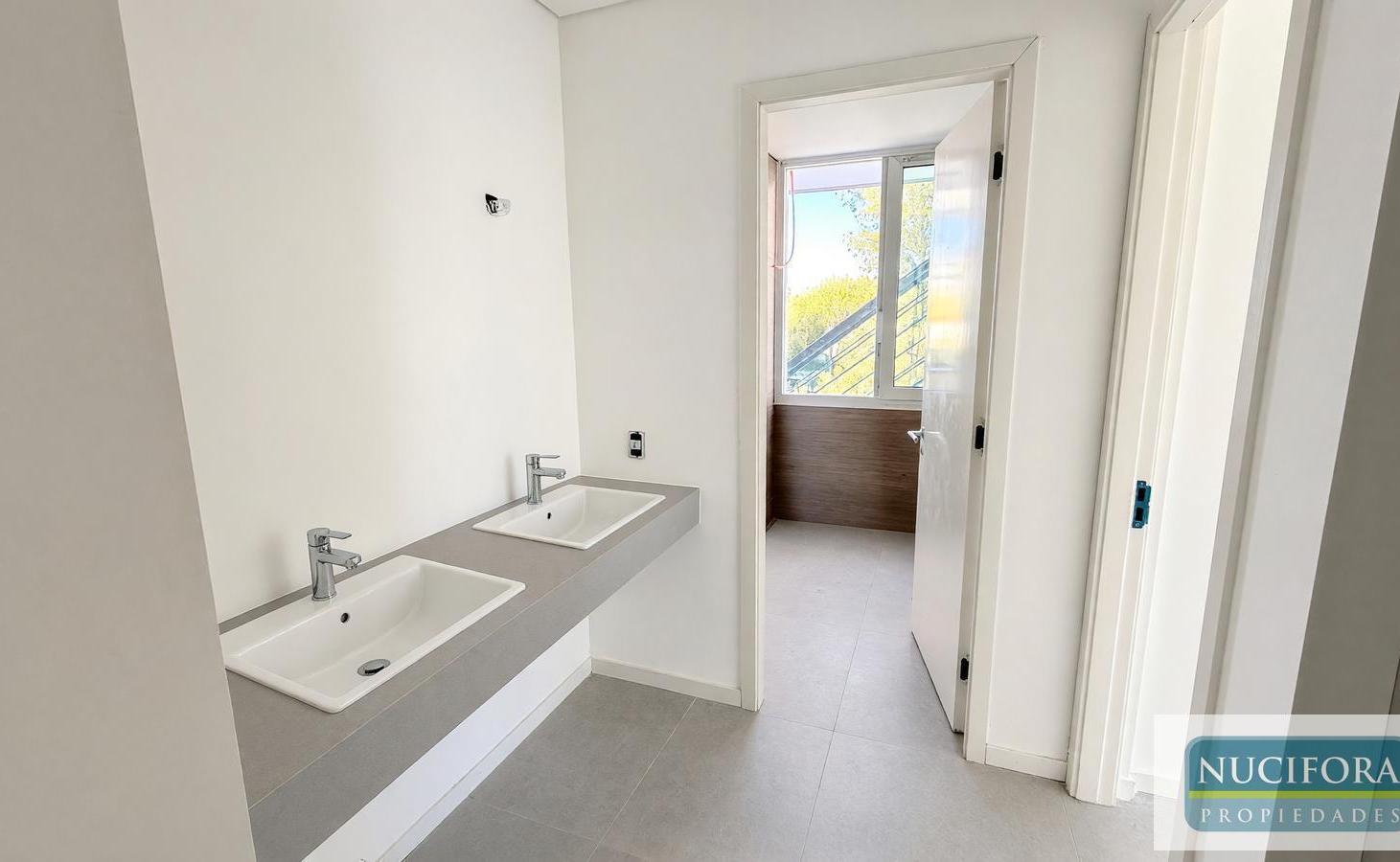 Foto de Departamento cuatro ambientes a estrenar en Venta, Bosque Pilar, imagen 3