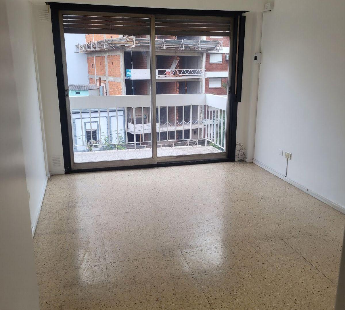 Departamento en alquiler de dos ambientes