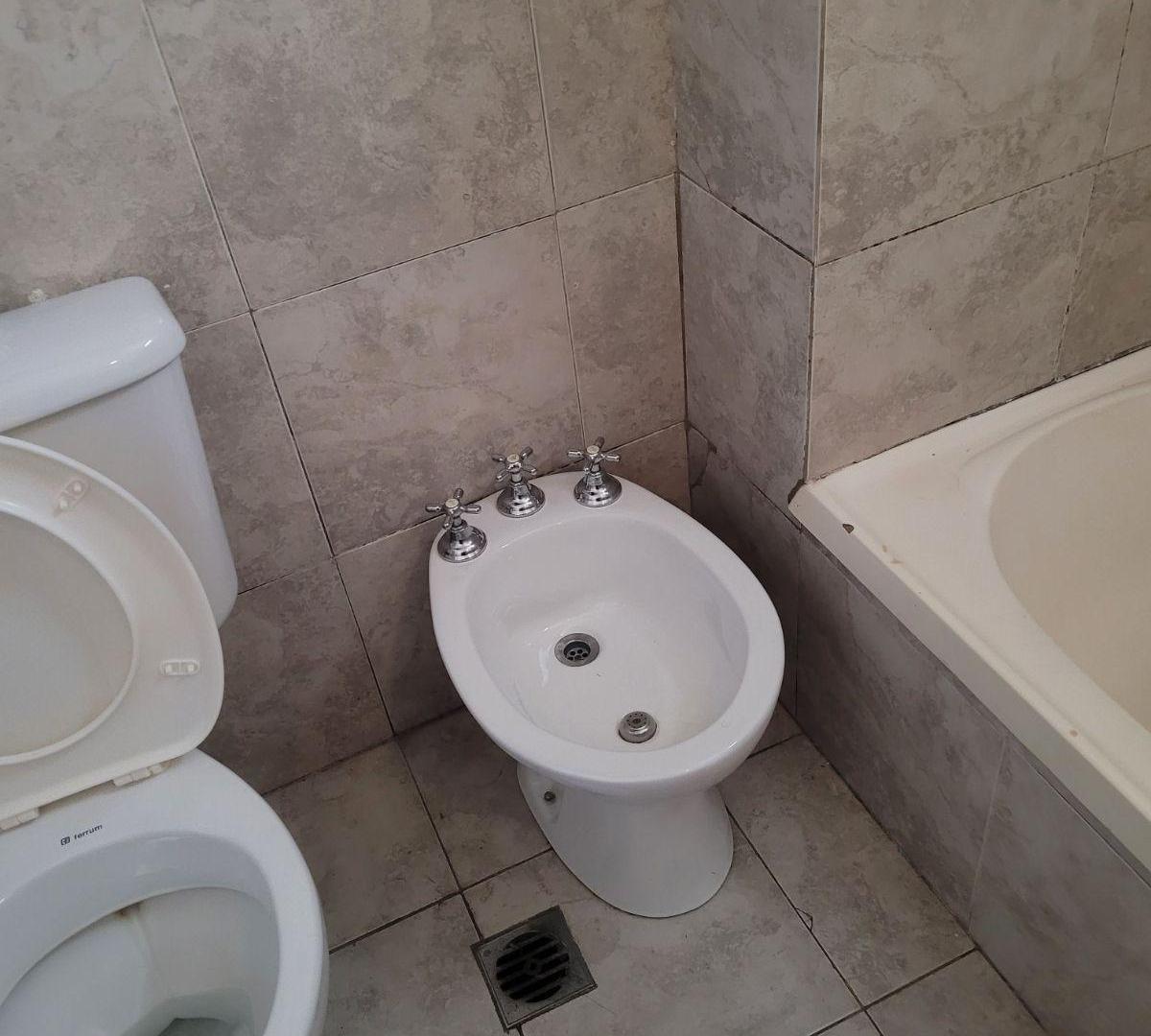 Foto de departamento monoambiente en Villa Real, muy buena ubicación, expensas, imagen 4