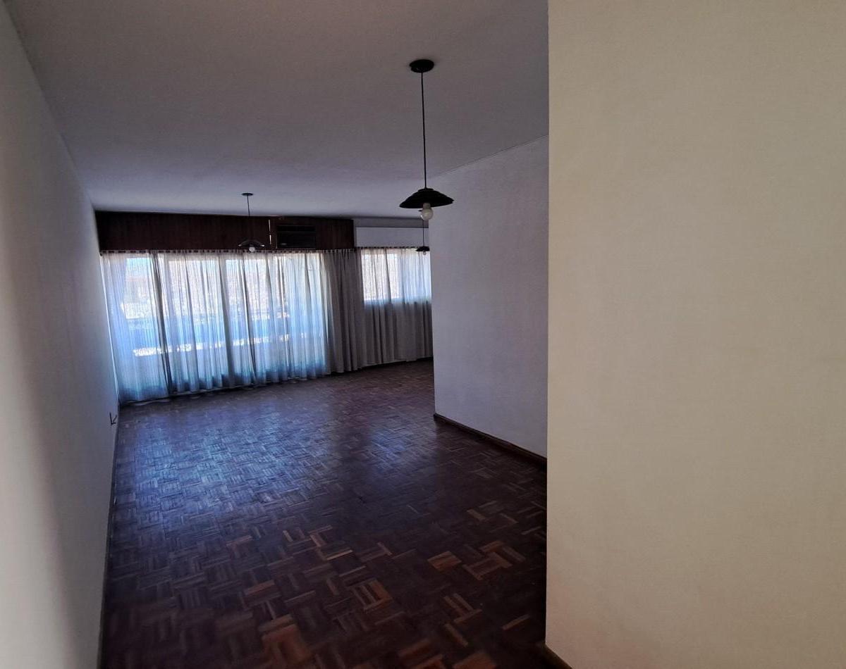 Oportunidad Vendo Gran Departamento 3 Dorm, 2 Baños, Amplio. San Rafael. Mendosa. 3