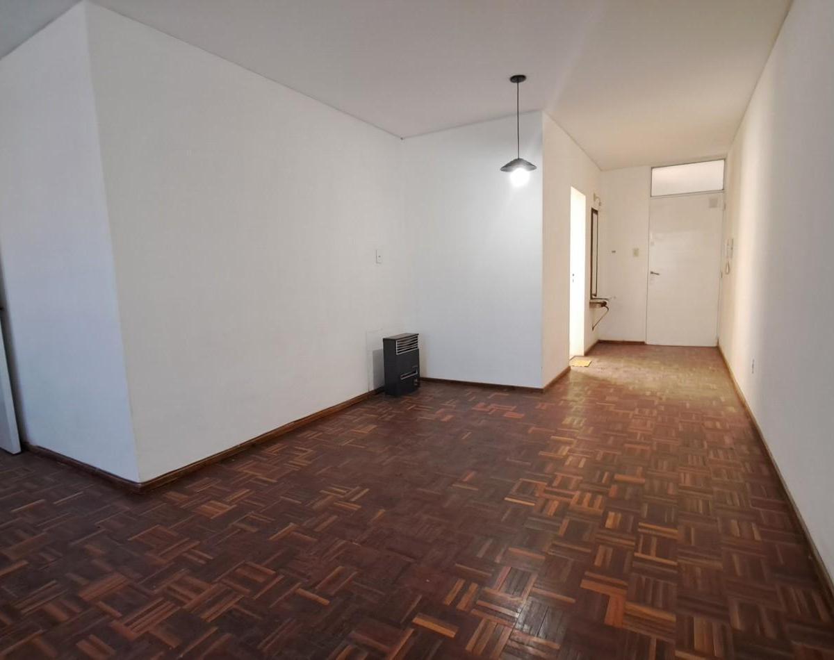 Oportunidad Vendo Gran Departamento 3 Dorm, 2 Baños, Amplio. San Rafael. Mendosa. 2