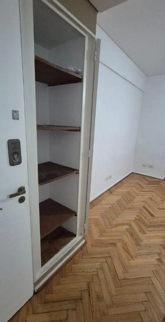 ALQUILER DEPARTAMENTO 3 AMBIENTES AL CONTRAFRENTE CON BALCÓN, VISTA ABIERTA 3