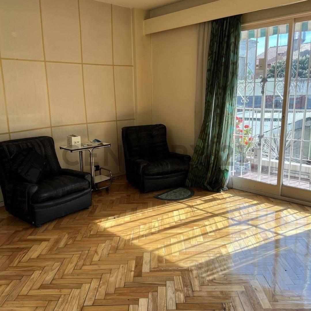 Semipiso 3 Ambientes con Balcón y Vista Abierta | Luz y Ubicación Premium en Av. Gaona