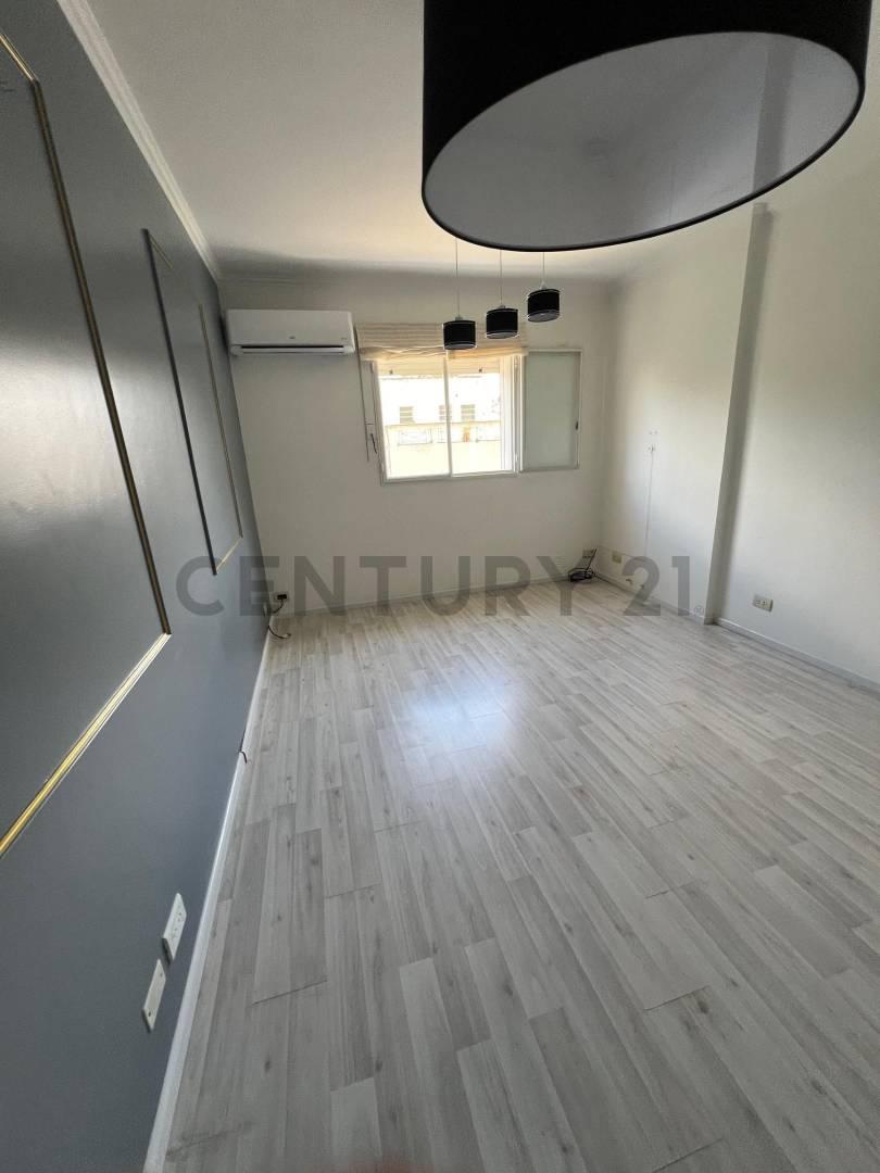 Hermoso Departamento de 3 Ambientes en Inmejorable Zona de Villa del Parque 4