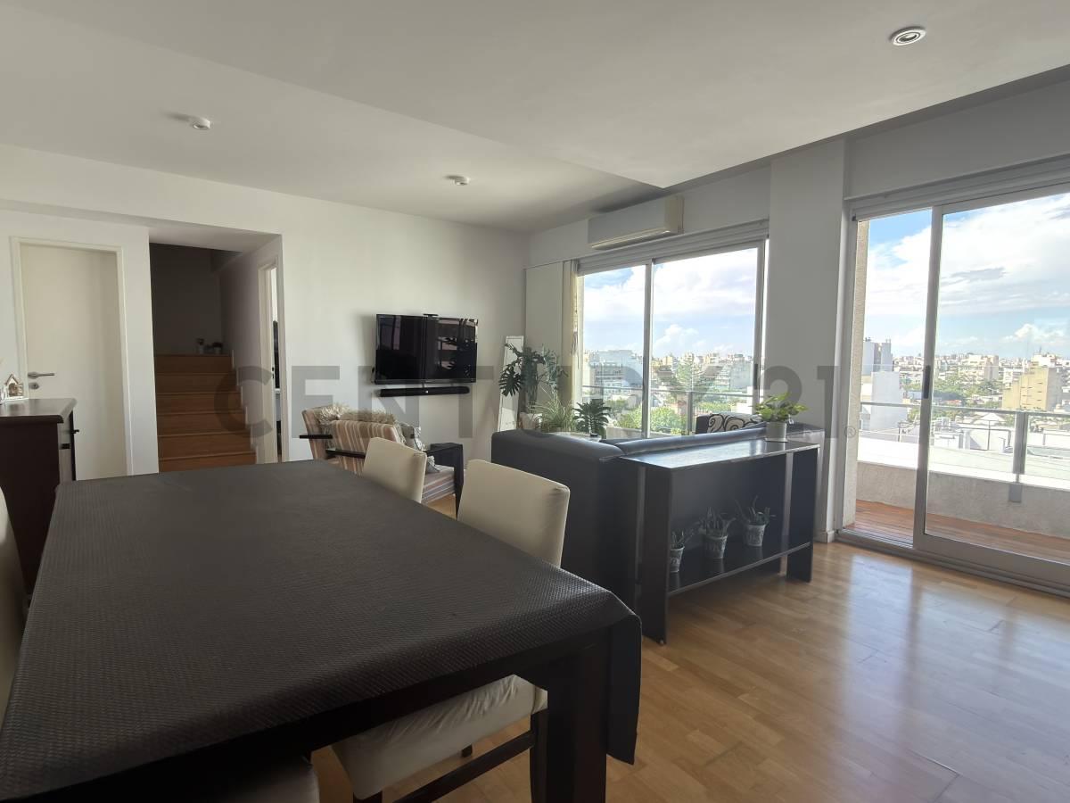 Villa Devoto- Depto 4 ambientes en duplex c/2 balcones, suite y 2 esp. guardacoches