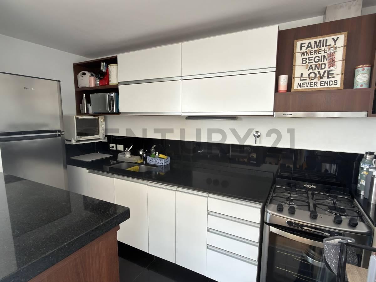 Foto de Villa Devoto- Depto 4 ambientes en duplex c/2 balcones, suite y 2 esp, imagen 4
