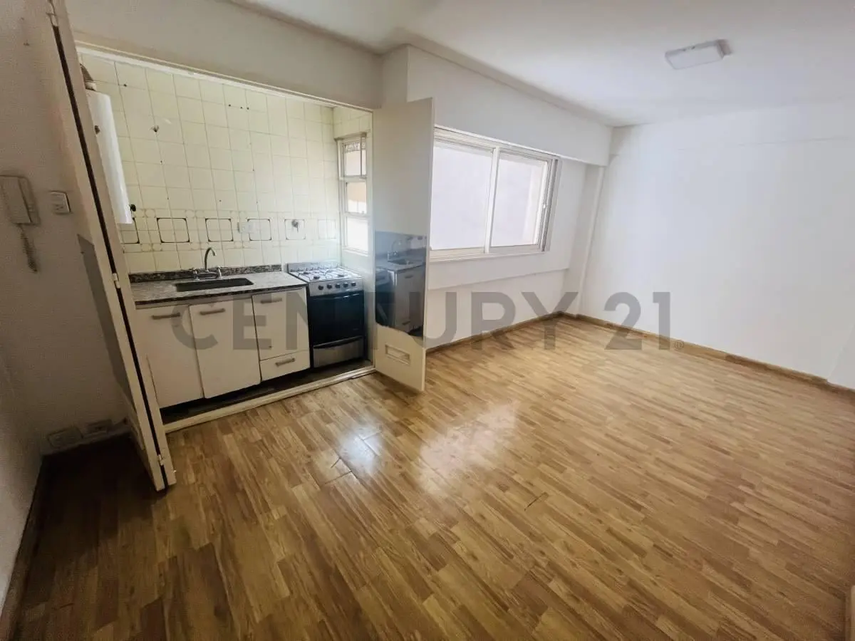 MONOAMBIENTE CON KITCHENETTE Y LAVADERO EN CABALLITO SUR 2