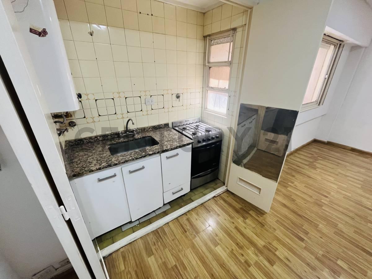MONOAMBIENTE CON KITCHENETTE Y LAVADERO EN CABALLITO SUR