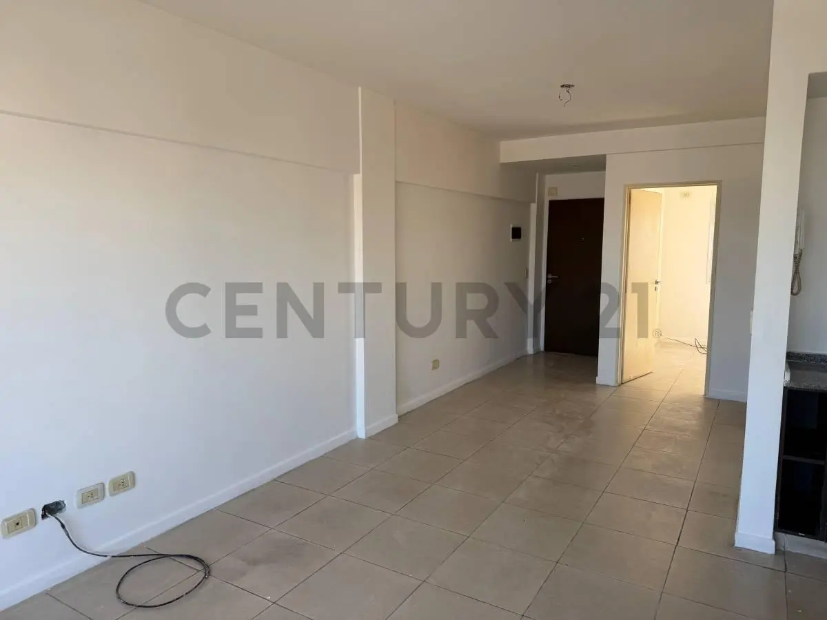 Alquiler 2 Ambientes con Balcón | Piso 9 Muy Luminoso | Contrafrente Silencioso | Floresta 3