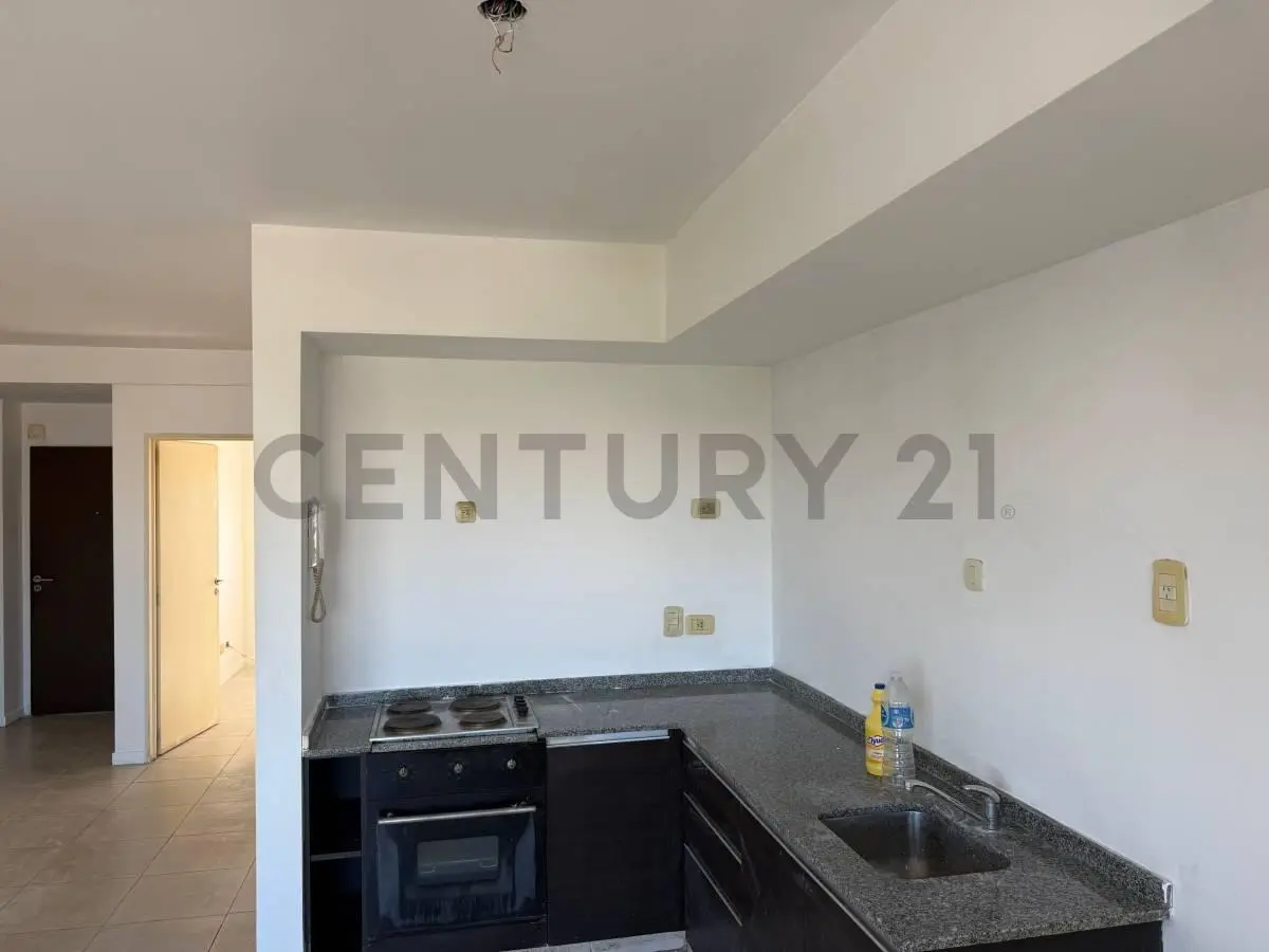 Alquiler 2 Ambientes con Balcón | Piso 9 Muy Luminoso | Contrafrente Silencioso | Floresta 4