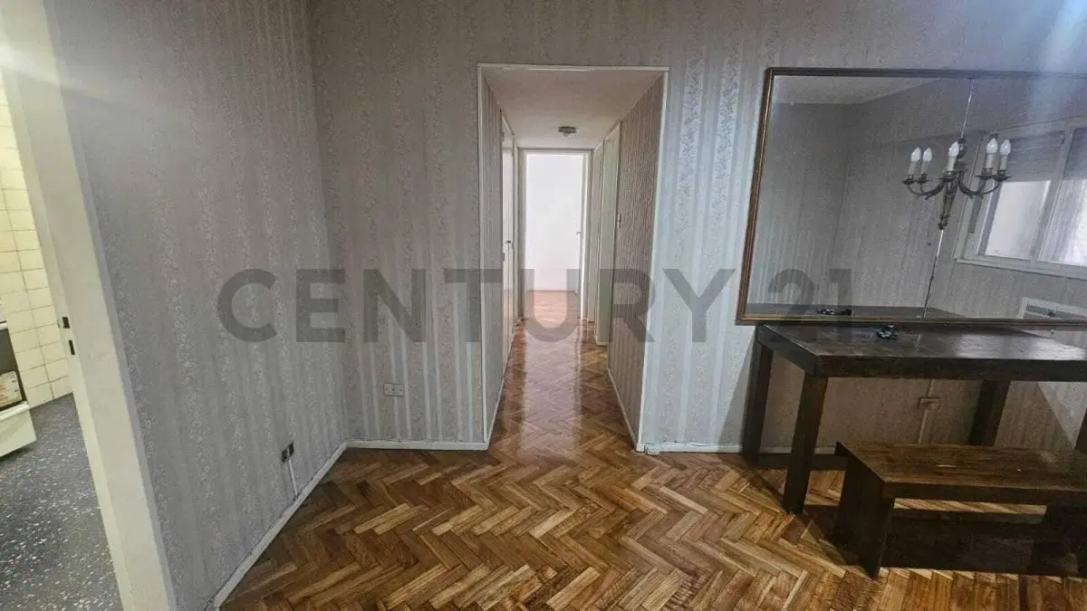 Venta – Departamento 4 Ambientes – Flores 2