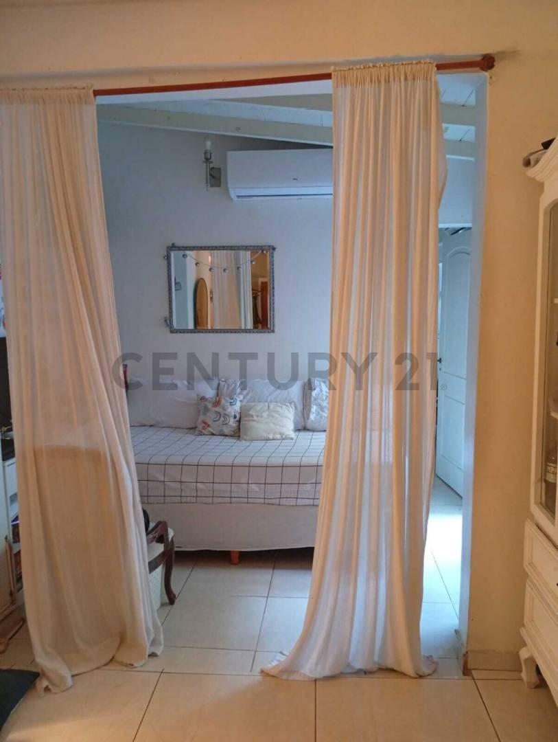 Foto de Excelente departamento en Caballito, originalmente de Ambiente Amplio y, imagen 2