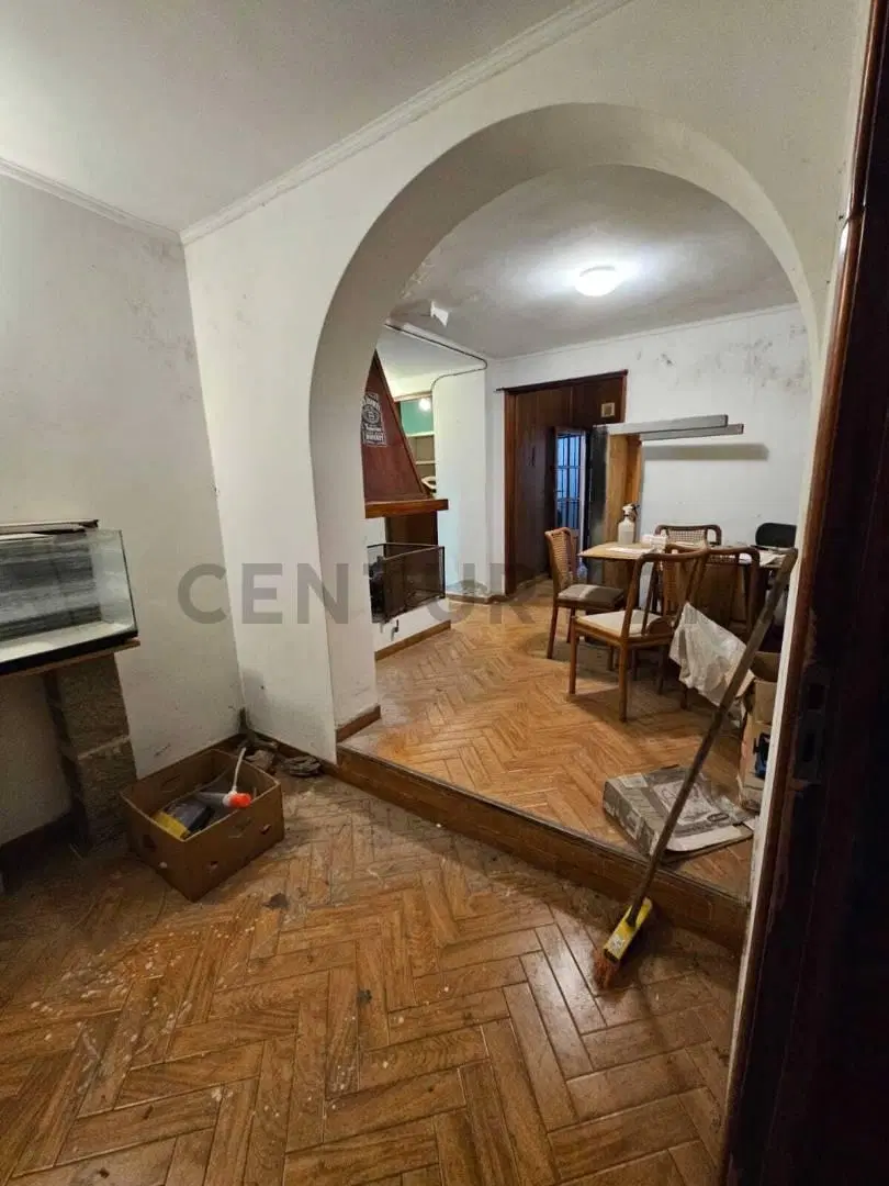 ESPECTACULAR CHALET EN SAAVEDRA/ IDEAL 2 FAMILIAS 3