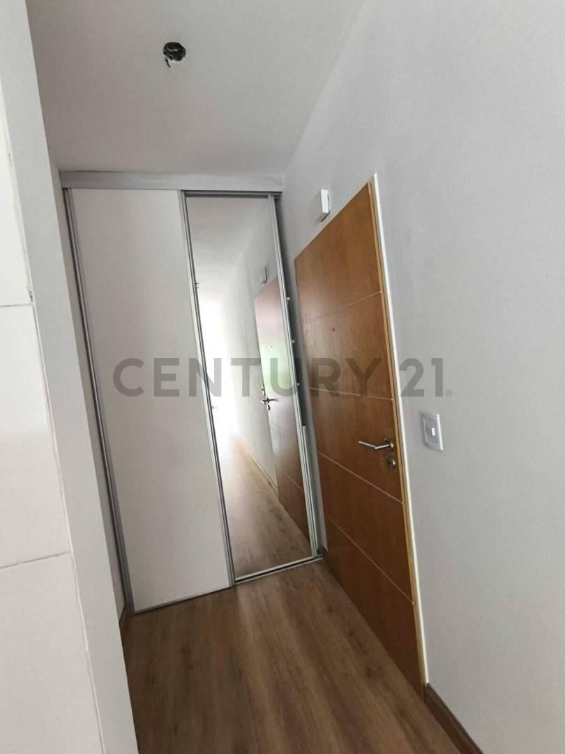 Foto de Monoambiente al frente con balcón en alquiler – Villa Santa Rita, imagen 2