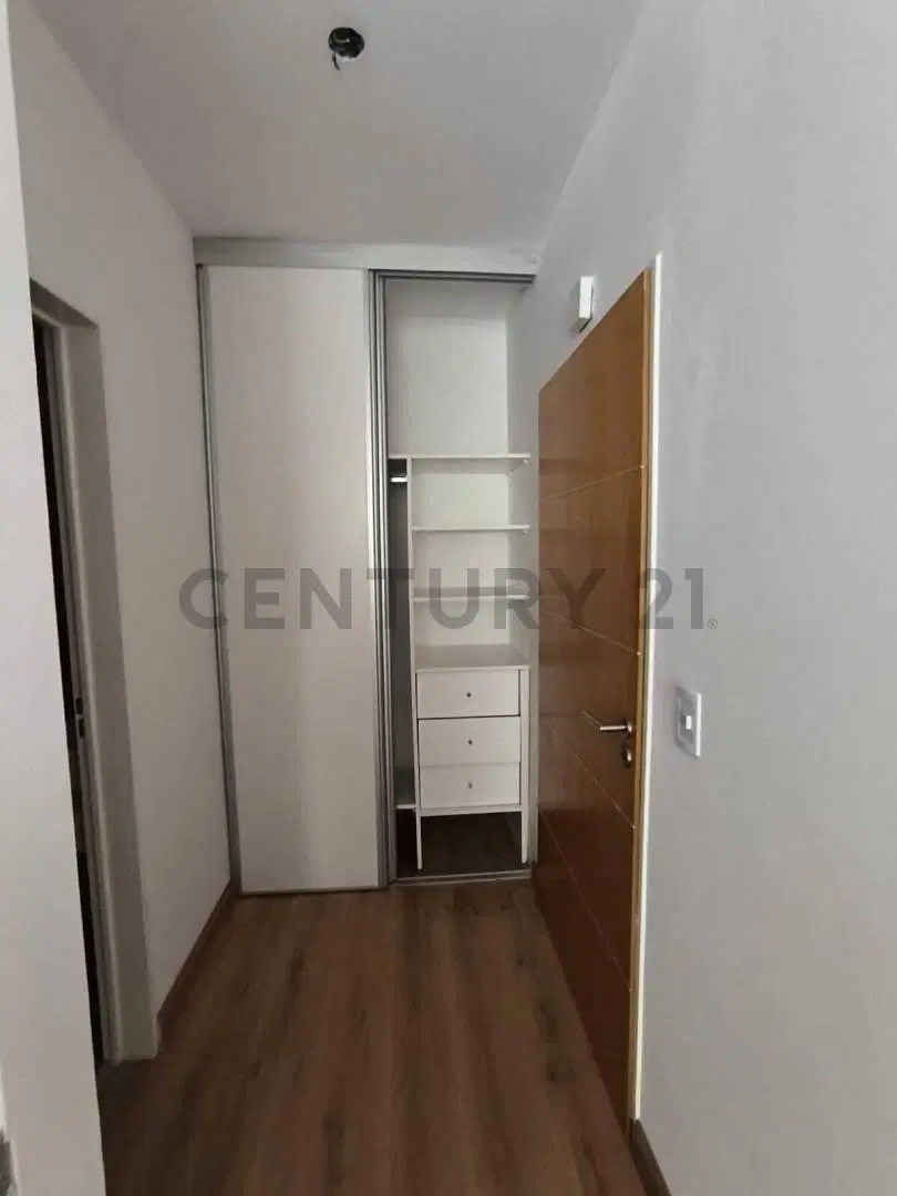 Monoambiente al frente con balcón en alquiler – Villa Santa Rita 8