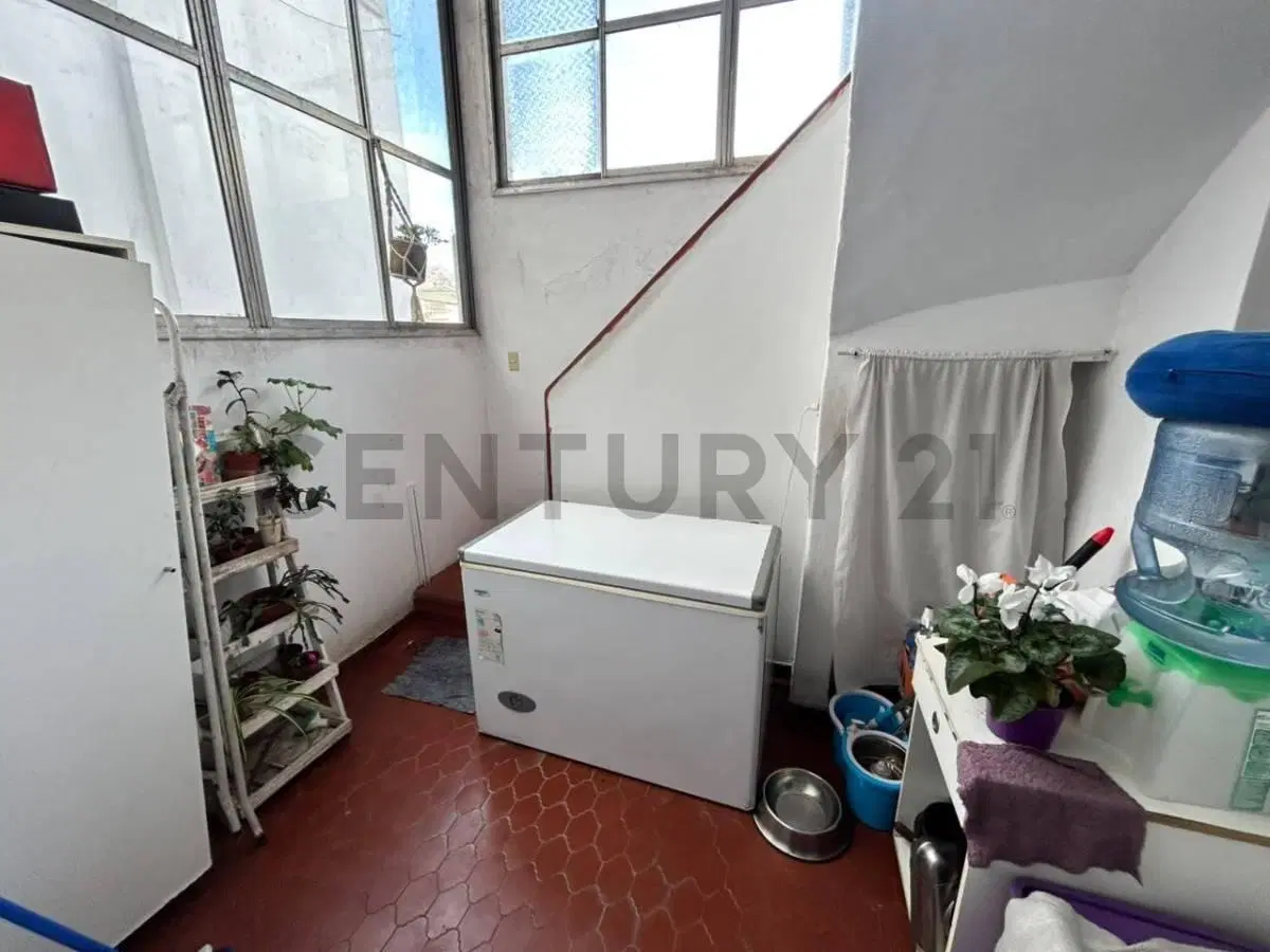 PH de 7 ambientes en venta | Sin expensas | Patio y terraza | Villa Devoto 2