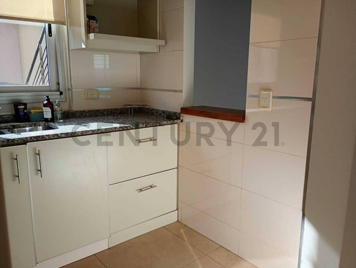 Foto de Departamento 2 Amb en Villa Sanra Rita con Terraza, Parrilla y Bajas, imagen 2
