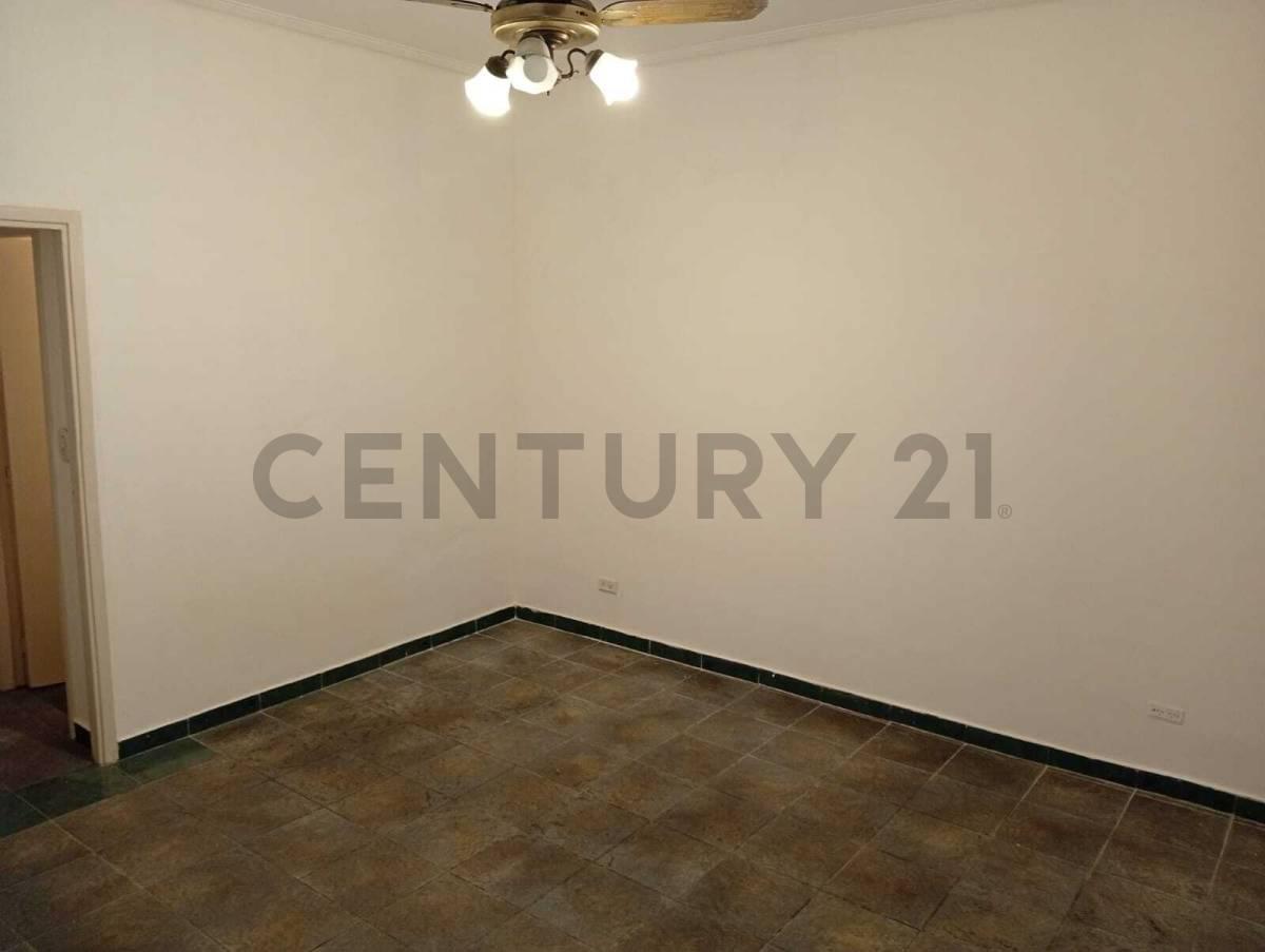 Foto de Excelente Ph de 2 ambientes SIN expensas con Patio y Terraza, imagen 5