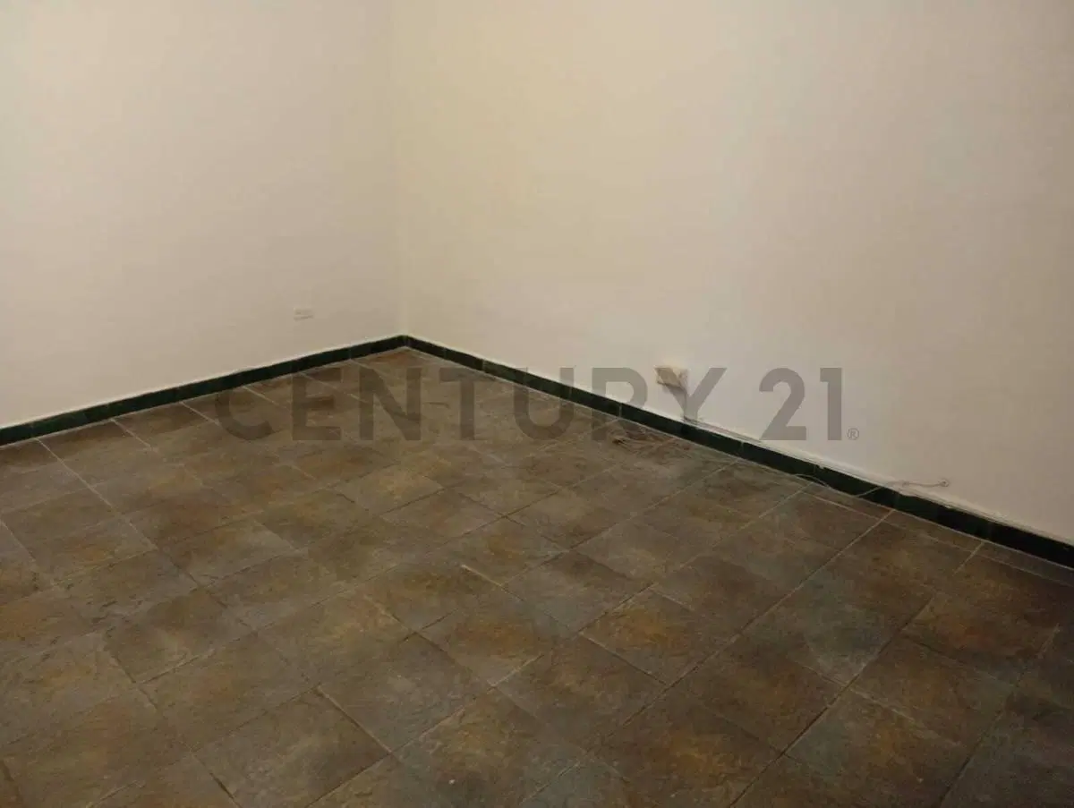 Excelente Ph de 2 ambientes SIN expensas con Patio y Terraza 3