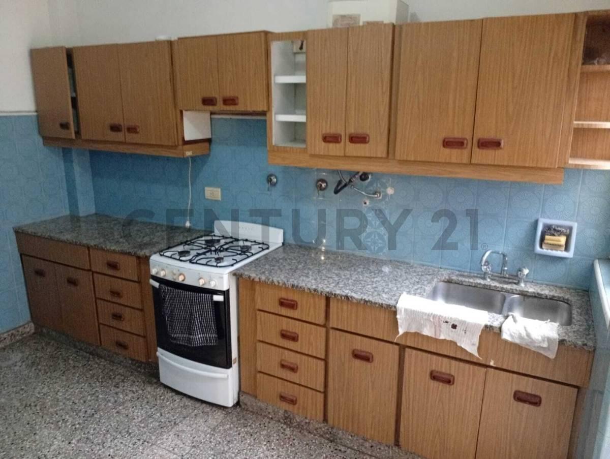 Foto de Excelente Ph de 2 ambientes SIN expensas con Patio y Terraza, imagen 4
