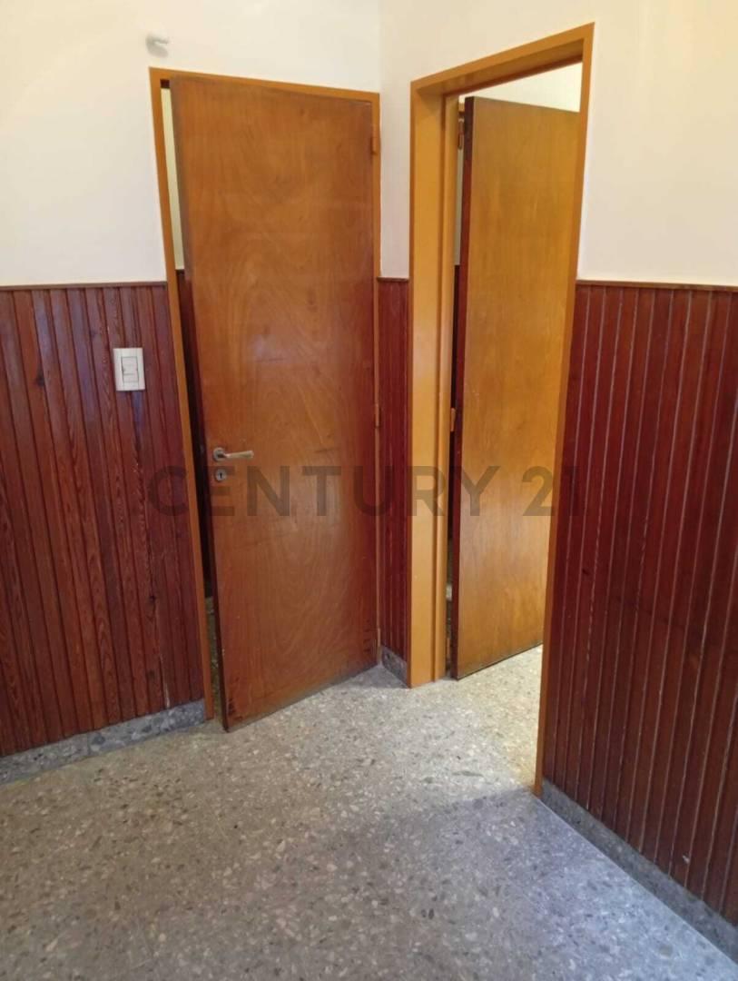 Foto de Alquiler- Oficina Comercial con recepcion, imagen 5