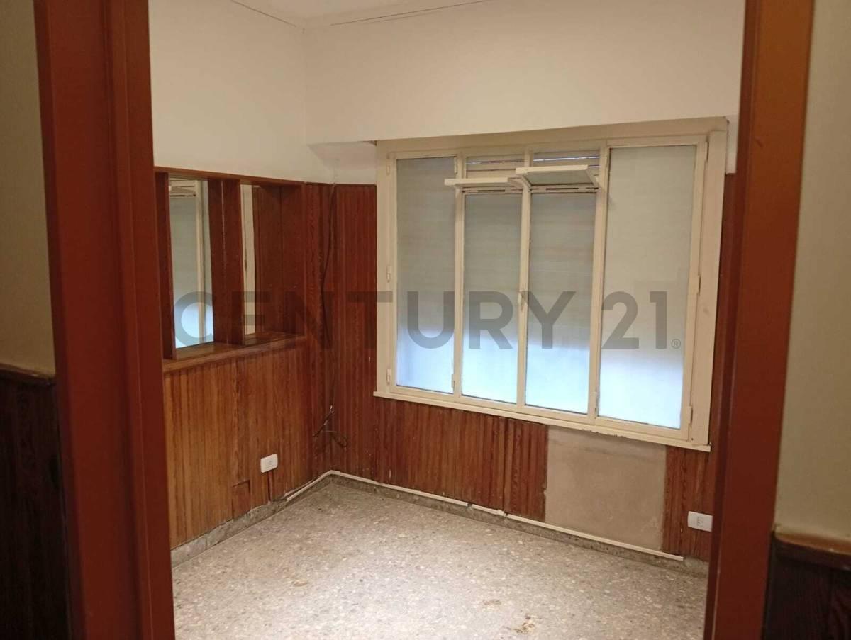 Foto de Alquiler- Oficina Comercial con recepcion, imagen 4