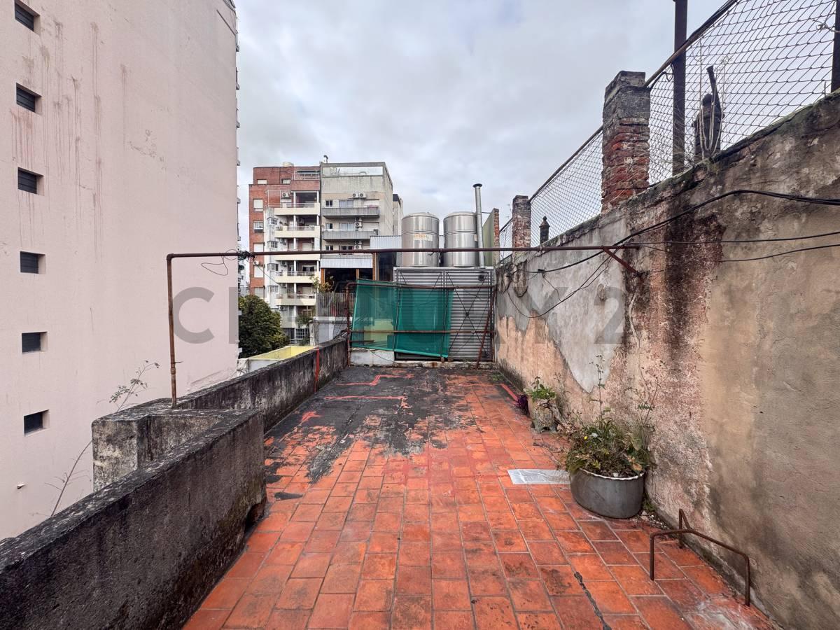 Foto de Oportunidad | PH 3 Ambientes con 47 m² de Terraza a Metros de Av. 9 de Julio, imagen 1
