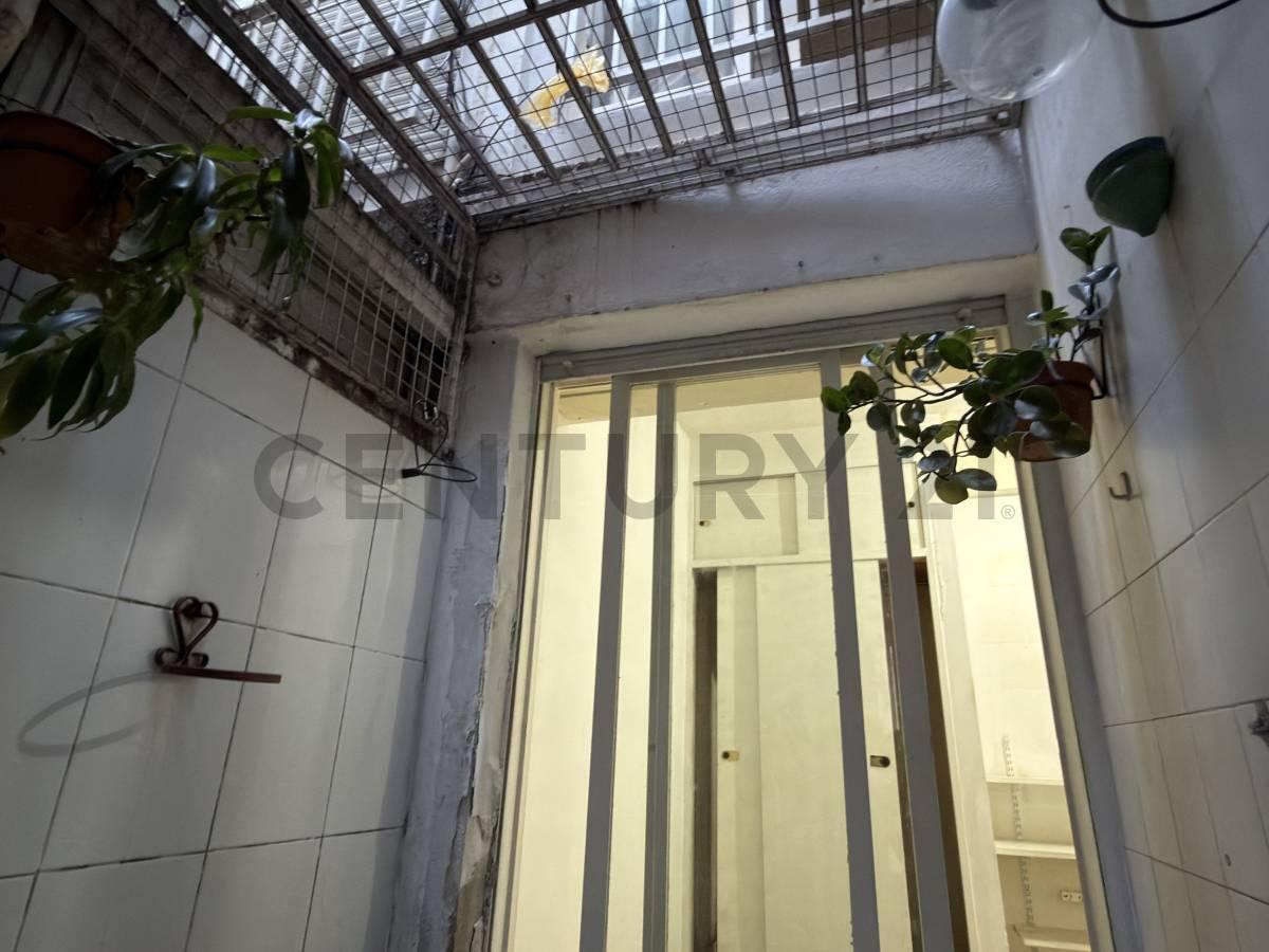 Foto de Almagro- Ph planta baja 2 amb. c/pequeño patio, imagen 4