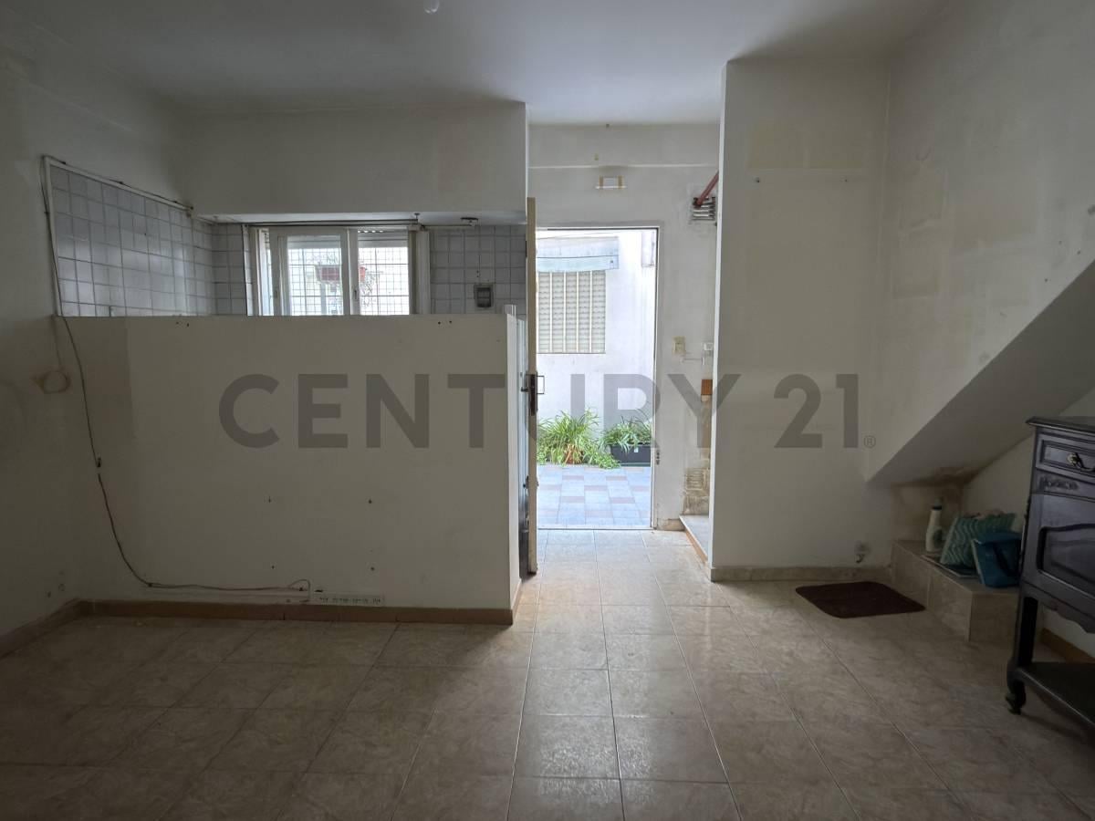 Foto de Almagro- Ph planta baja 2 amb. c/pequeño patio, imagen 1