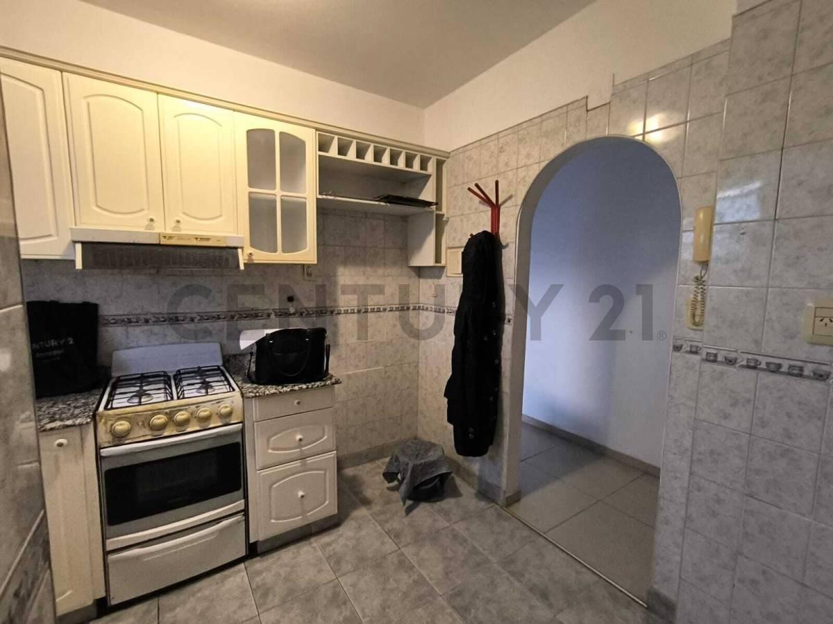 Foto de ALQUILER 3 AMBIENTES LATERAL – VILLA DEL PARQUE, imagen 3