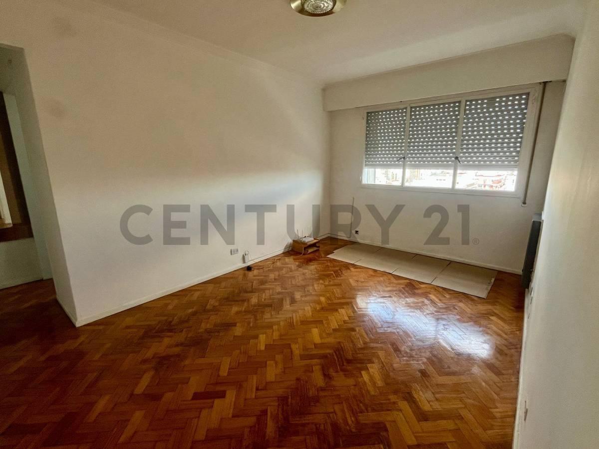 Foto de Dpto. 2 Amb. en alquiler en Piso 17 - Luminoso, Amplio, con Parquet y, imagen 1
