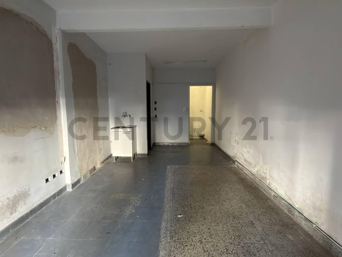 Foto de Villa del Parque- Local Comercial 33m2, muy buena ubicación-, imagen 1