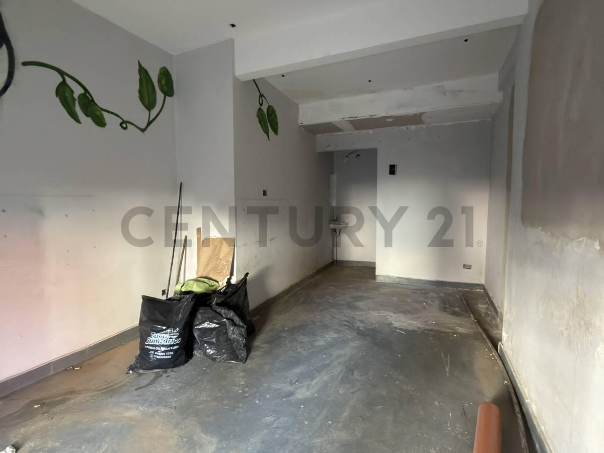 Foto de Villa del Parque- Local Comercial 18m2, muy buena ubicación-, imagen 1