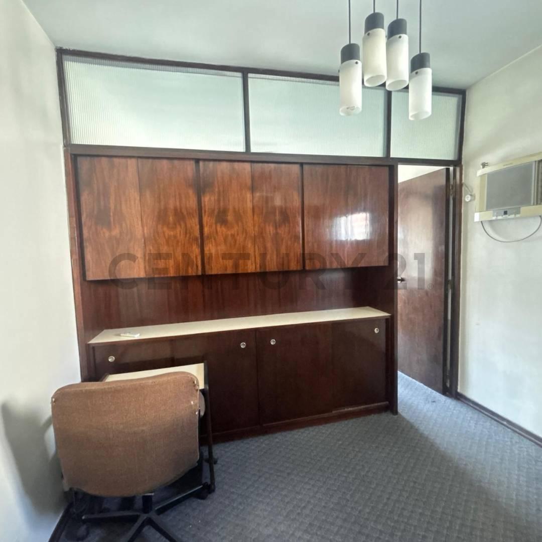 Foto de Oficina a la Venta con Baño Privado y balcón Aterrazado - San Nicolas, imagen 3