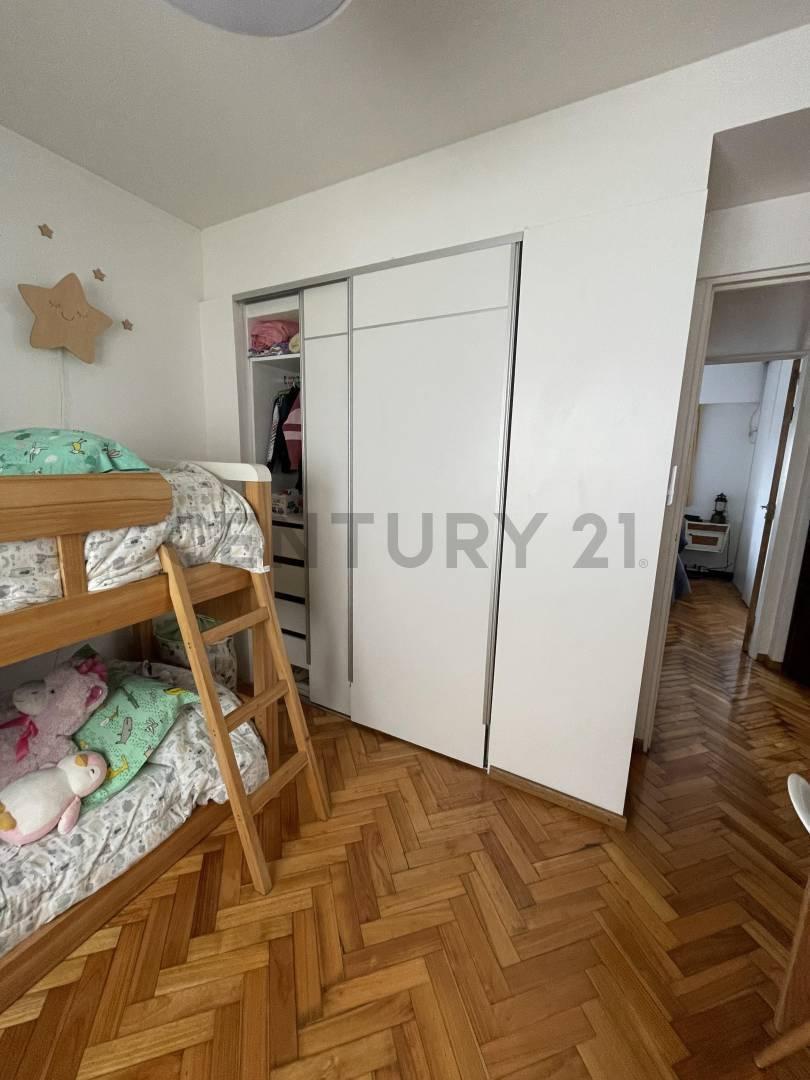Foto de Venta Amplio 3 Ambientes con Balcón y Vista Abierta a 100 mts de Plaza, imagen 5
