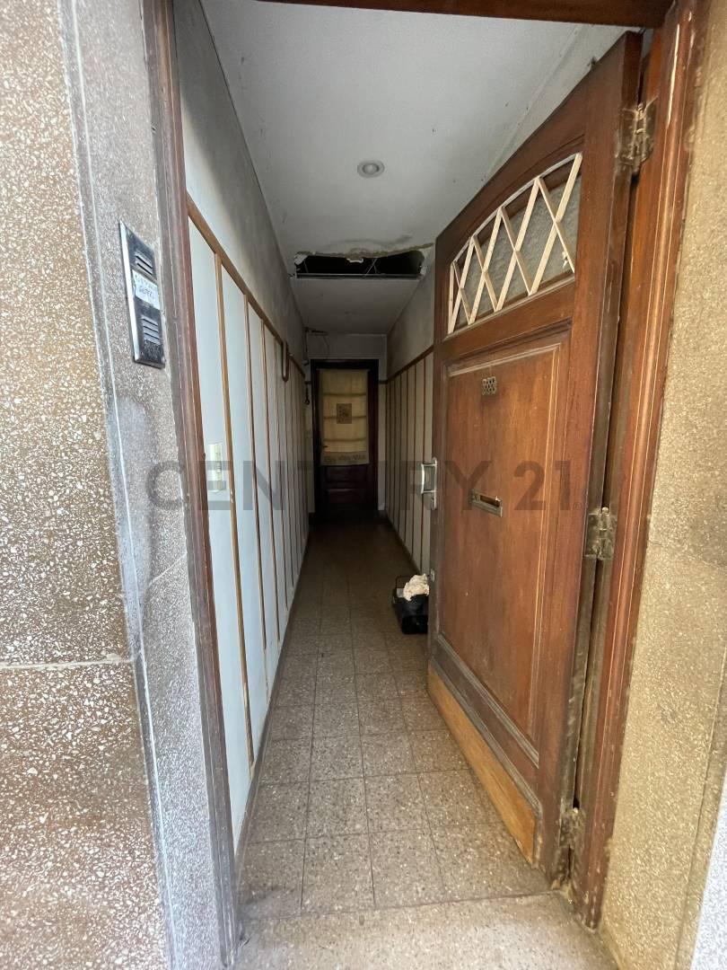 Foto de Casa en Venta 5 Ambientes con Local, Terraza y Patio – Parque Avellaneda, imagen 5