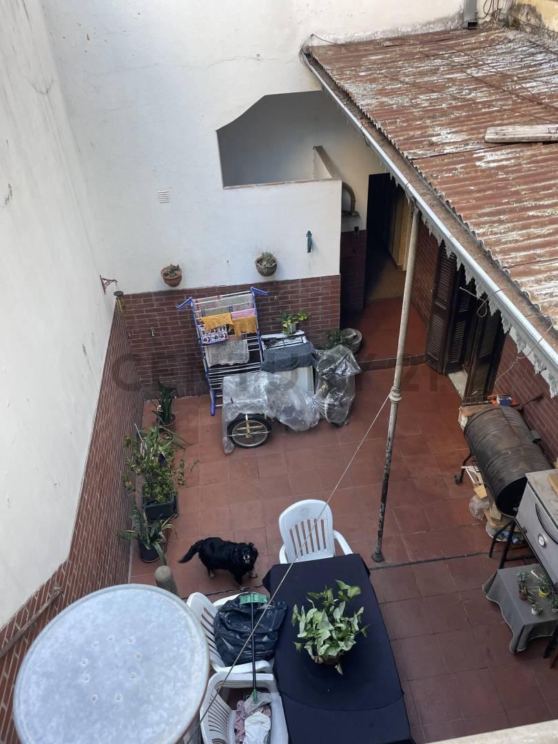 Foto de Casa en Venta 5 Ambientes con Local, Terraza y Patio – Parque Avellaneda, imagen 3