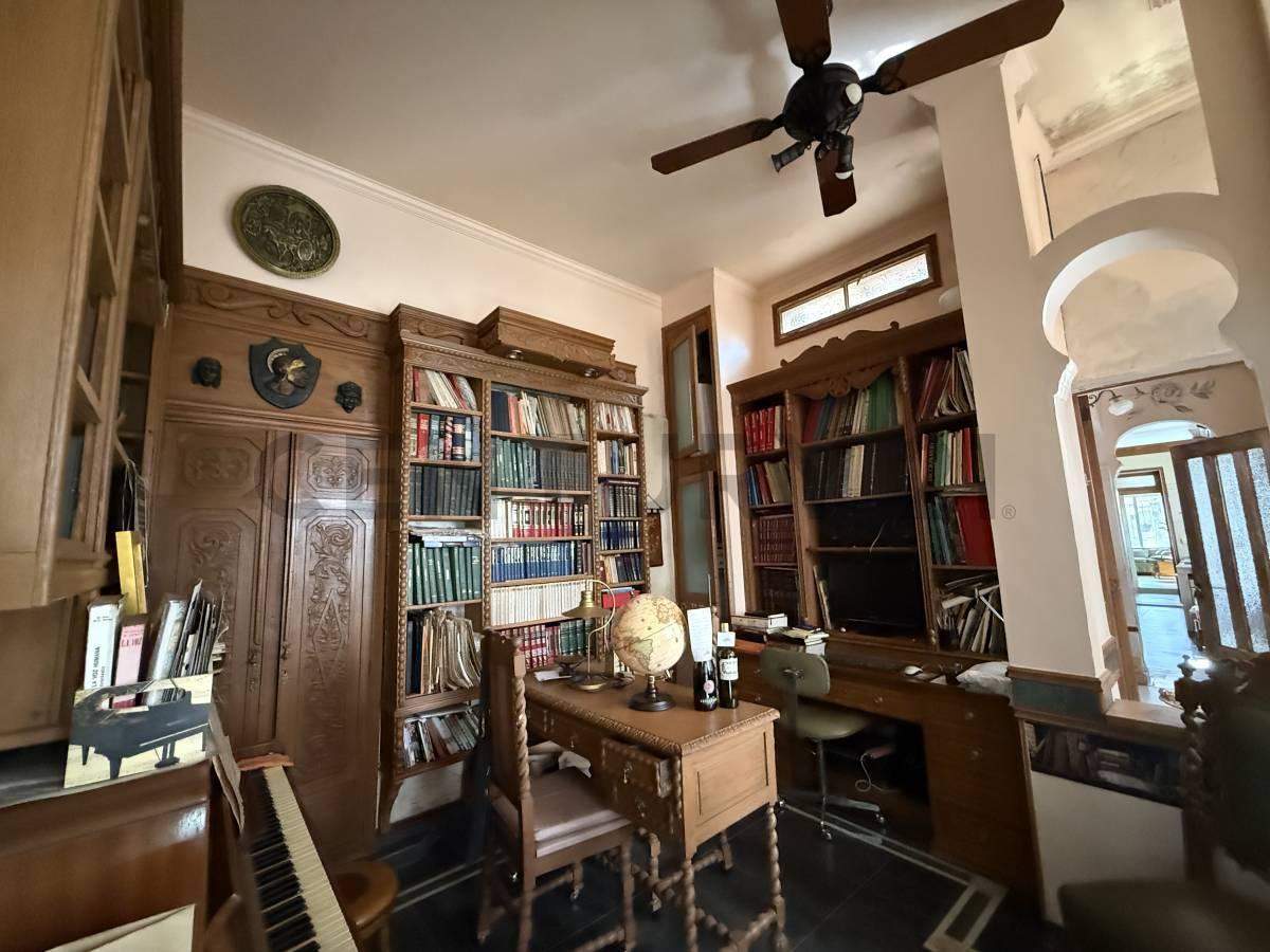 Foto de Impresionante! Casa de 5 ambientes con dependencia, fondo, pileta, imagen 5