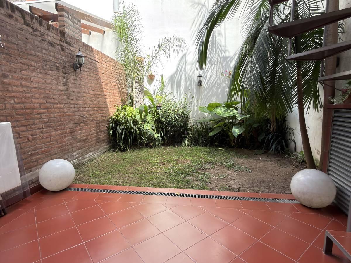 Foto de V. Devoto- Triplex 4 amb. con garage, dormitorio en suite y jardin-, imagen 2