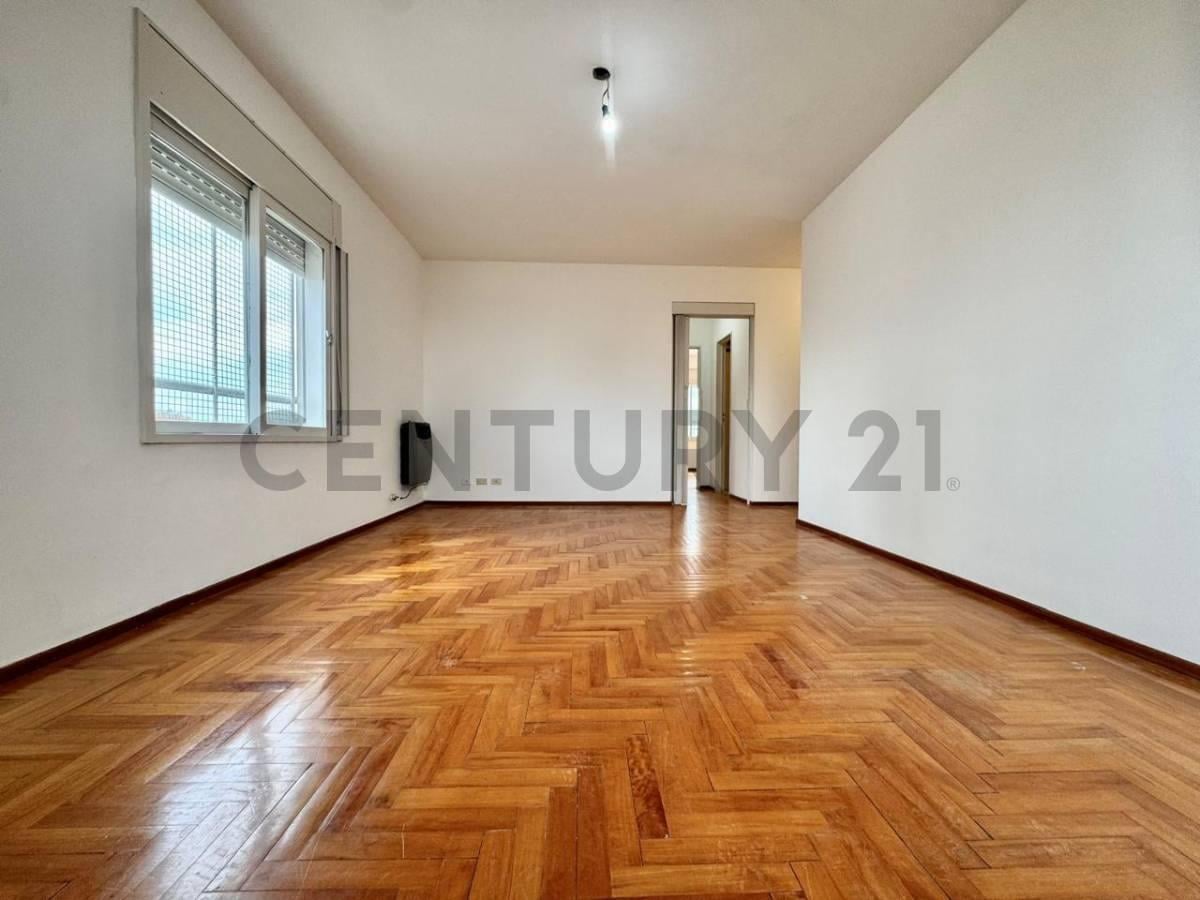 Foto de Alquiler de Departamento 3 Ambientes con Balcón al Frente en Villa, imagen 4