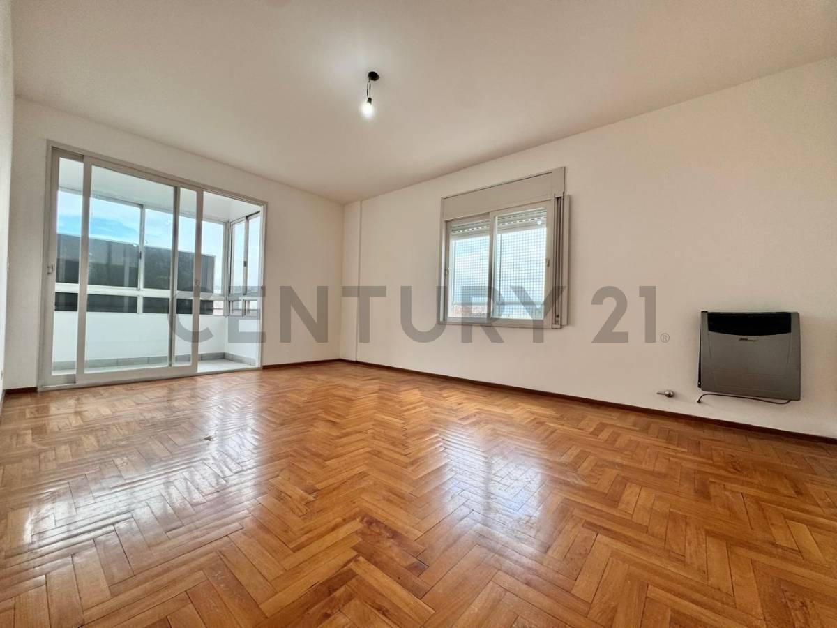 Foto de Alquiler de Departamento 3 Ambientes con Balcón al Frente en Villa, imagen 1