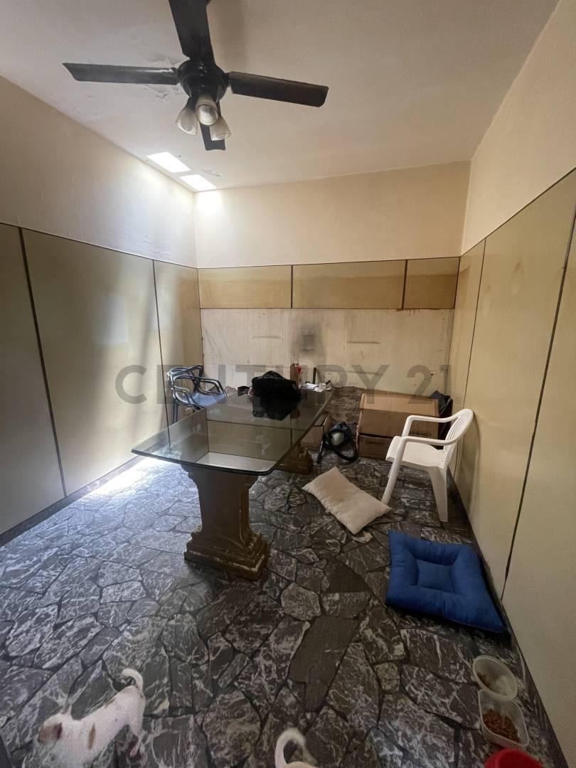 Foto de Casa en Venta sobre Lote propio en Flores Norte - Excelente potencial, imagen 4